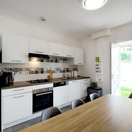 2 Bedroom Beautiful In Apartment Le Thillot